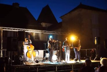 Concert nocturne Soirs Bleus Château de Balzac Charente